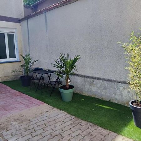 **Studio Holidays** Centre Ville 20 M2 Chalons-en-Champagne Exterior photo
